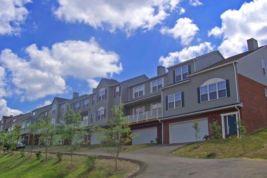 Showcase Home Builders/ Oak Tree Townhomes Showcase Home Builders in